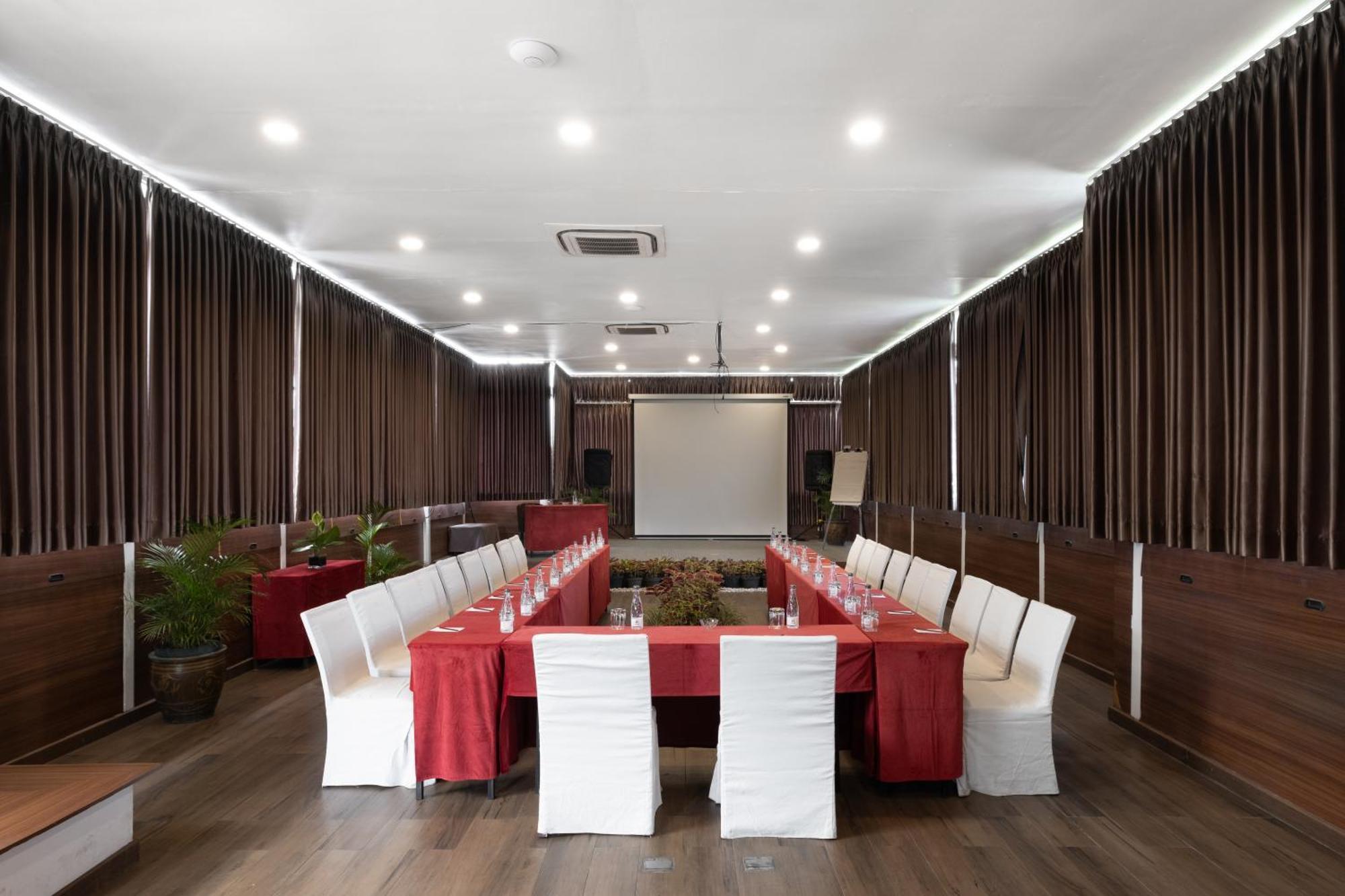 House Sangkuriang Hotel Bandung Exterior photo